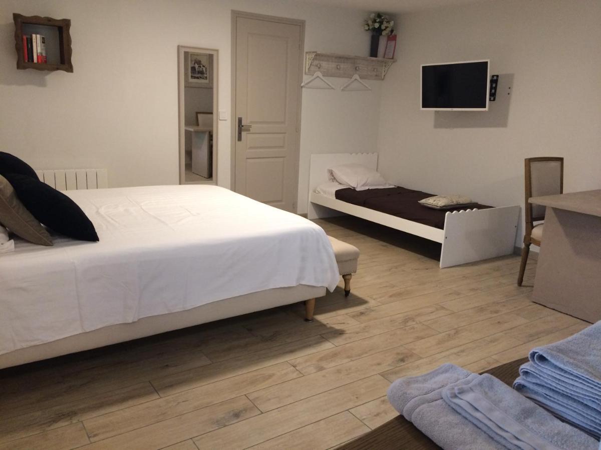 Couette Et Campagne Bed & Breakfast Luceau Exterior foto