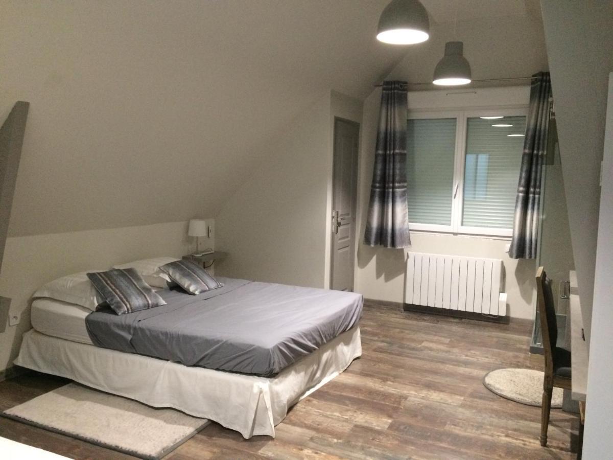 Couette Et Campagne Bed & Breakfast Luceau Exterior foto